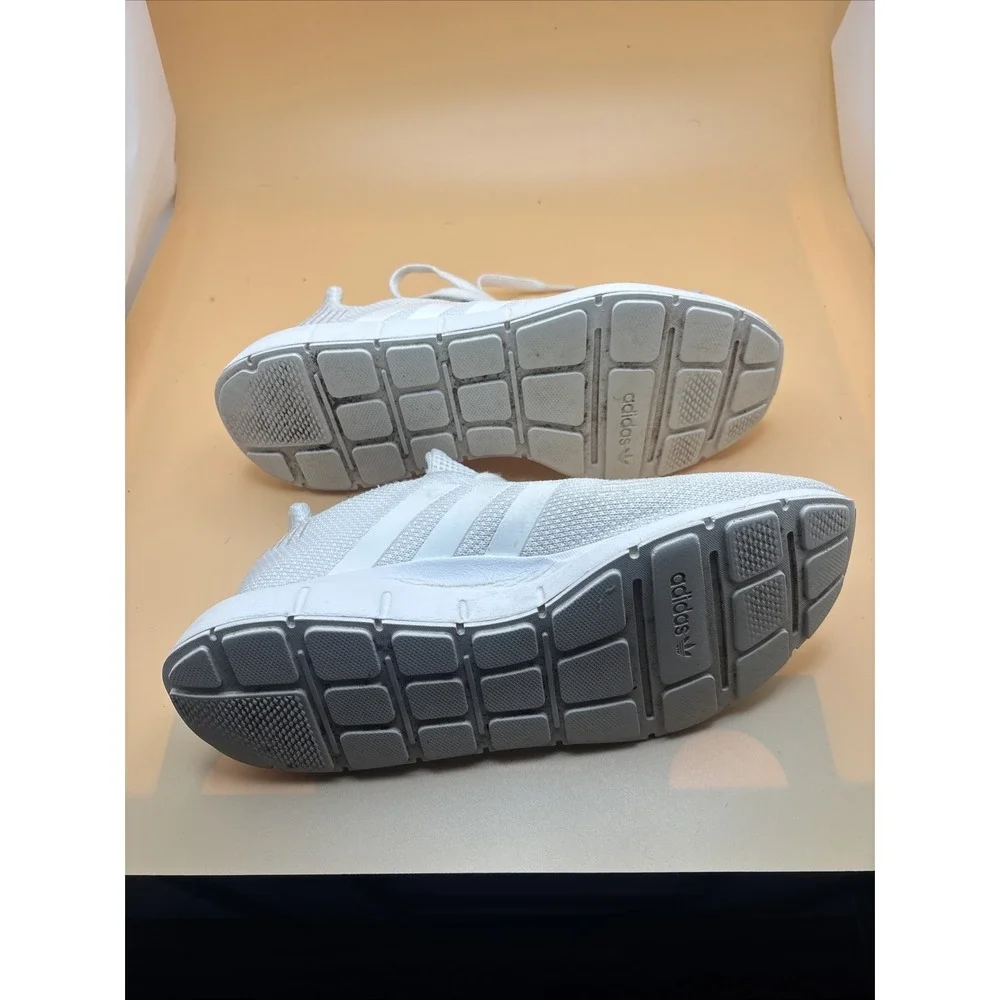 Adidas Swift Run White Gold Metallic Knit Running Shoes Mens Sneakers B37725